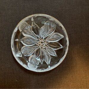 Mikasa Studio Nova Gilded Pointsetta Candy Dish